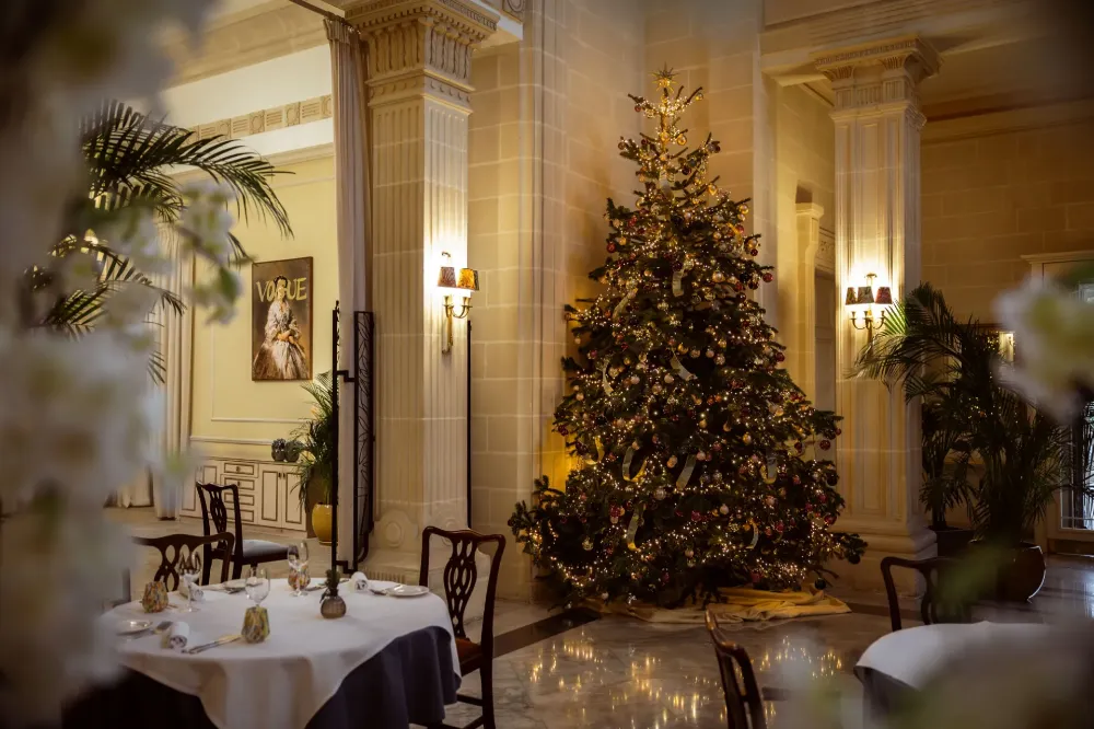 Christmas Staffing Tips for Busy Restaurants and Caterers: How to Stay Efficient During the Festive Rush